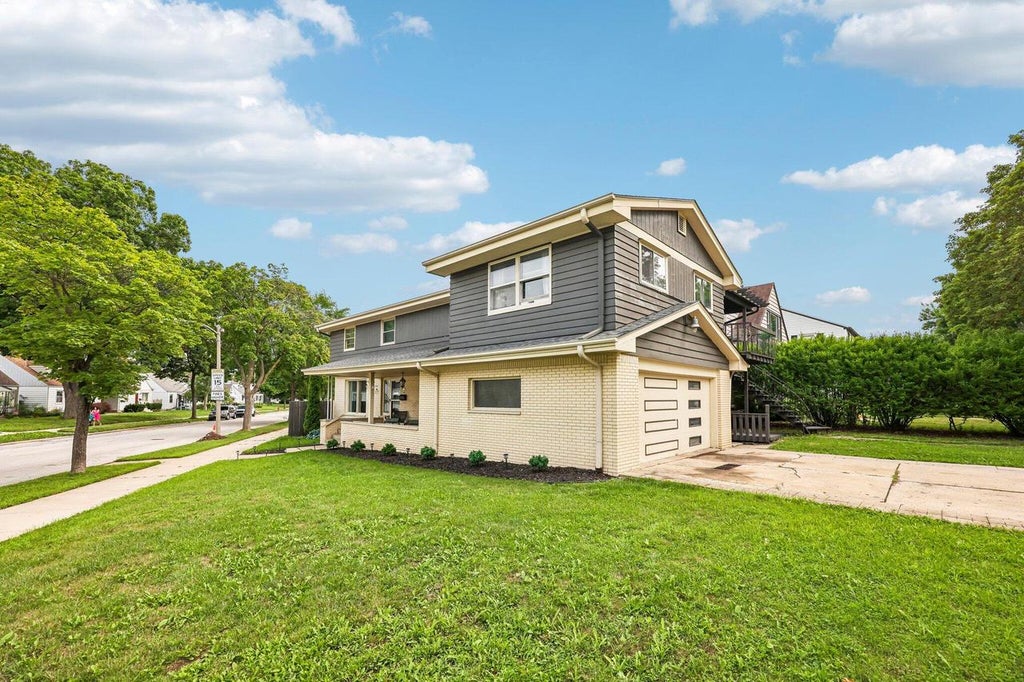 Photo of 9625 W Metcalf PLACE, Milwaukee, WI 53222 (MLS # 1979342)