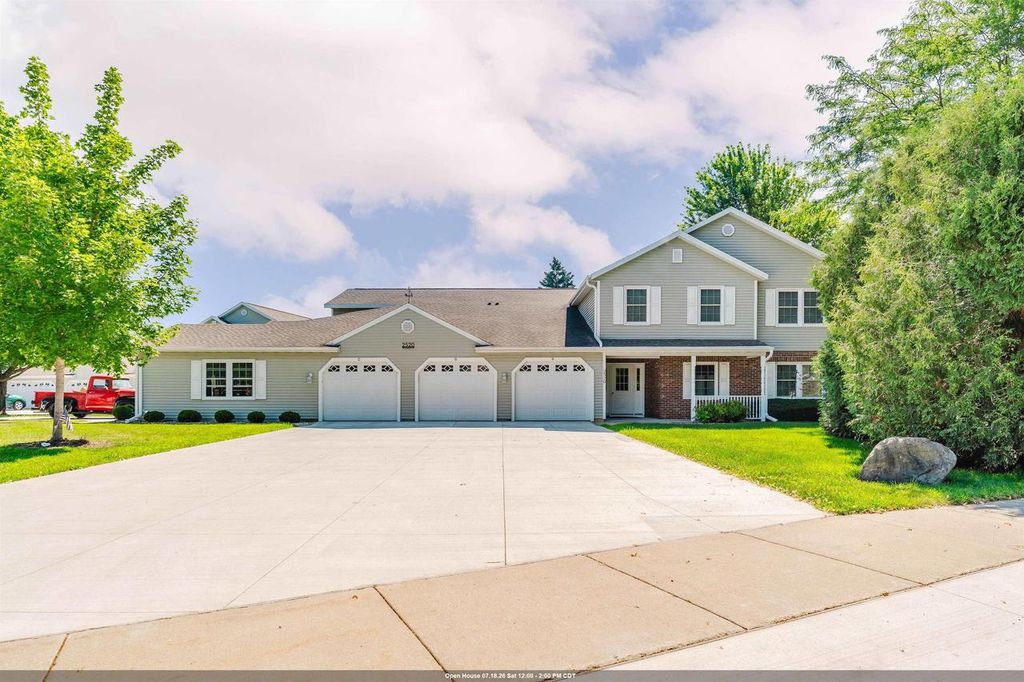 Photo of 2520 Village LANE #A, Oshkosh, WI 54904 (MLS # 50329235)