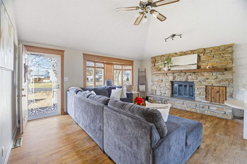 Photo of 2602 N William STREET, Appleton, WI 54914 (MLS # 50322902)