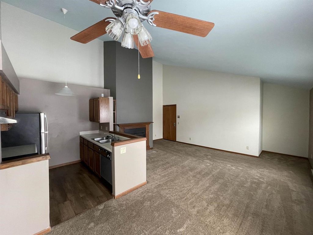 Photo of 6710 Park Ridge DRIVE #C, Madison, WI 53719 (MLS # 2020987)