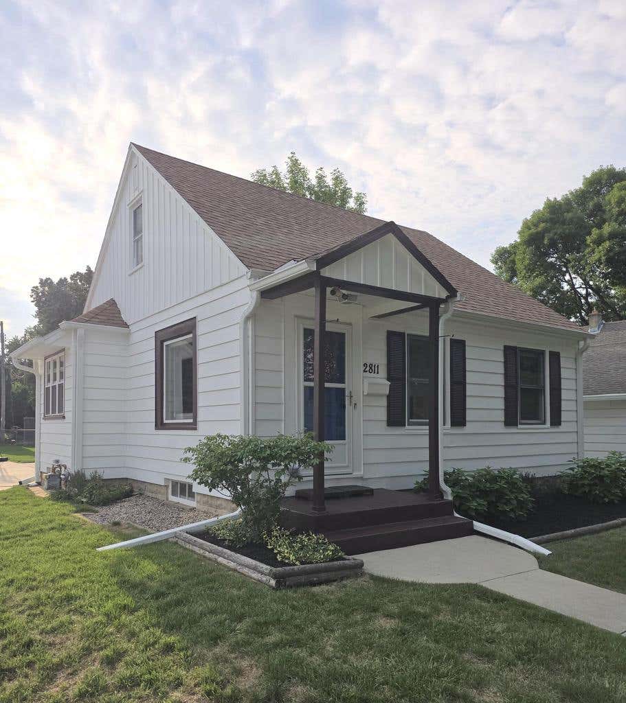 Photo of 2811 S 88th STREET, West Allis, WI 53227 (MLS # 1976120)
