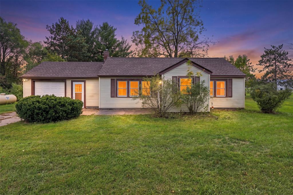 Photo of 205 W South AVENUE, Chippewa Falls, WI 54729 (MLS # 1605704)