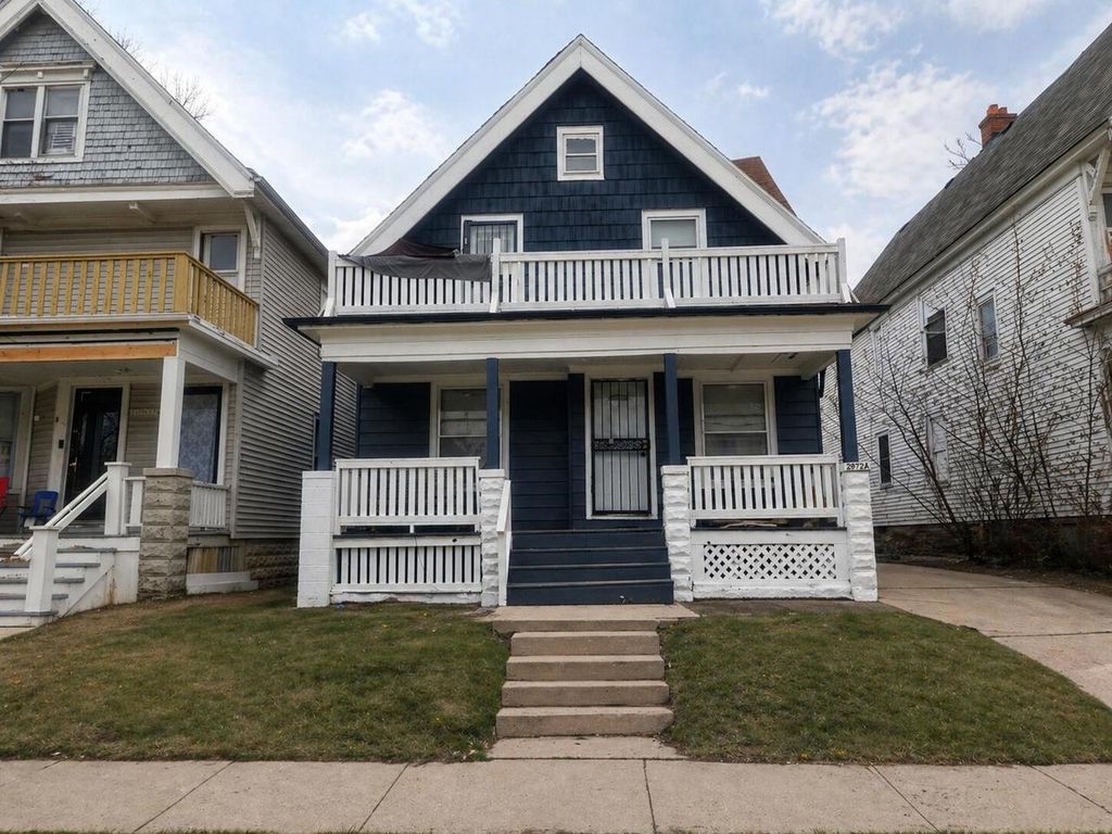 Photo of 2972 N 28th STREET, Milwaukee, WI 53210 (MLS # 1960371)
