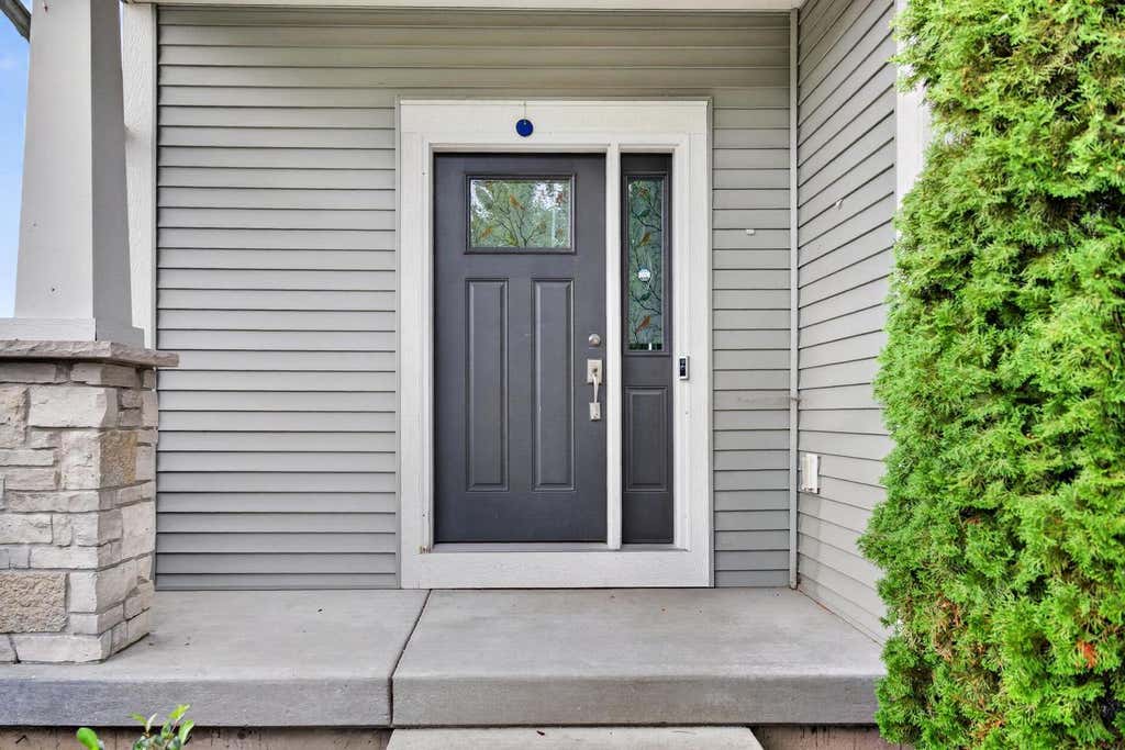 Photo of 1369 Heritage LANE, Sun Prairie, WI 53590 (MLS # 2031012)