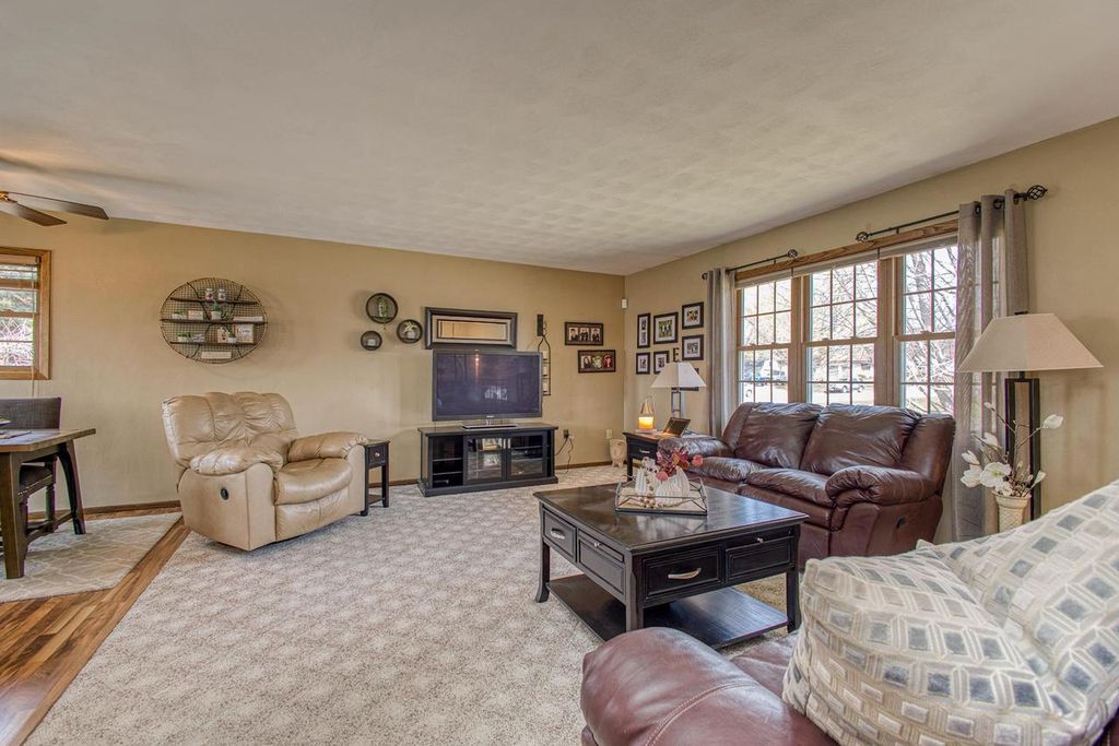 Photo of 907 S School STREET, Cuba City, WI 53807 (MLS # 2020364)