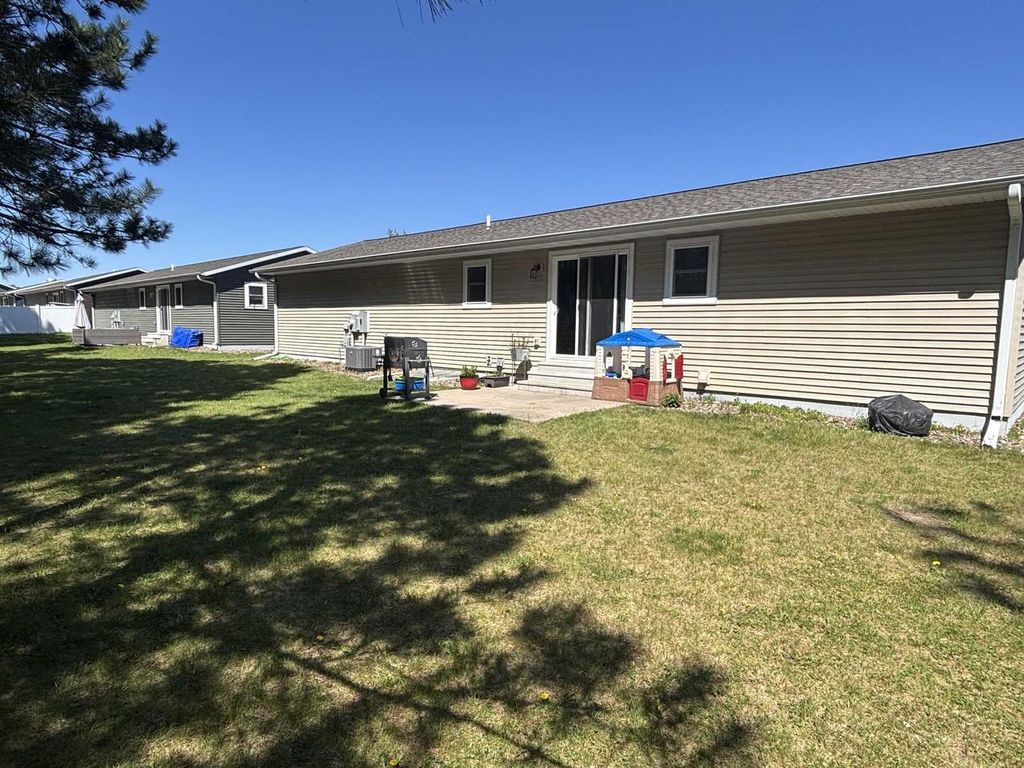 Photo of 1613 Maple DRIVE, Rockland, WI 54653 (MLS # 2023700)