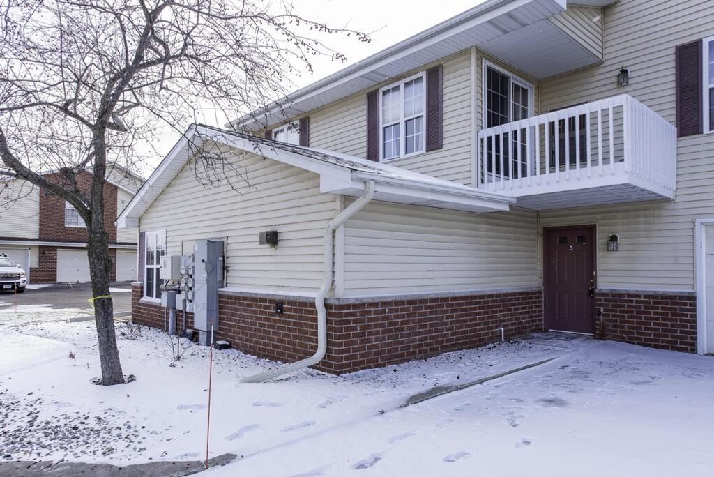 Photo of 25151 87th STREET #5, Salem, WI 53168 (MLS # 1945970)