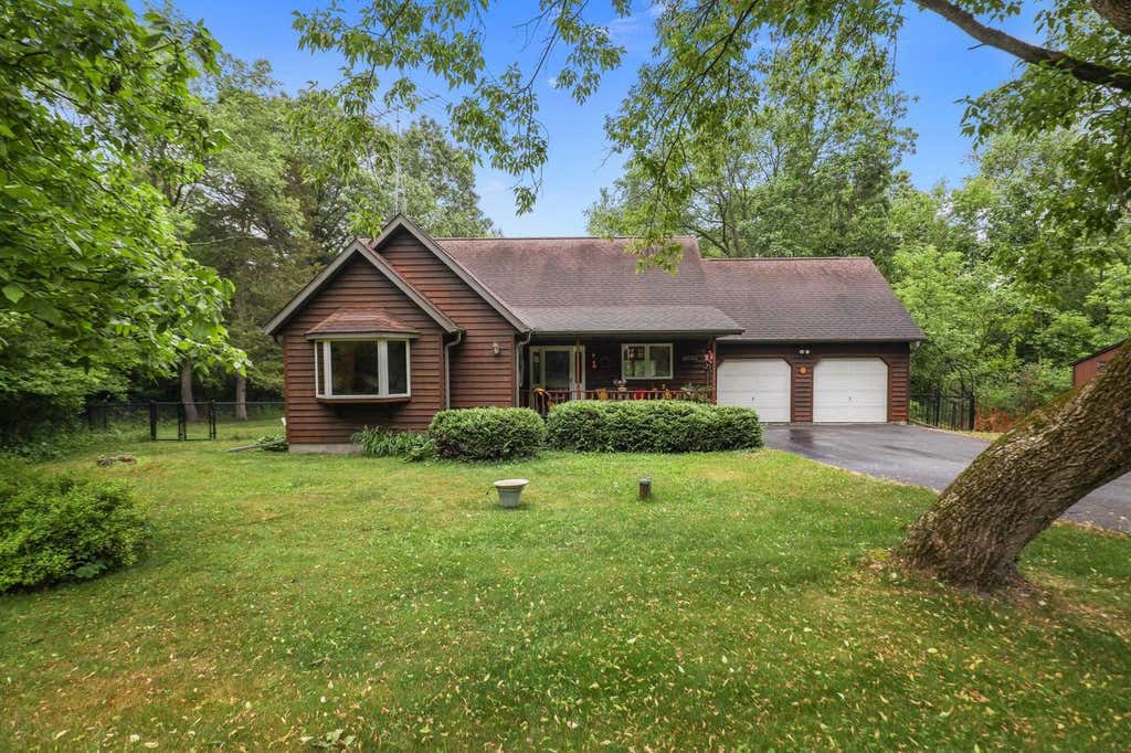 Photo of N1146 County Road Nz, Wautoma, WI 54982 (MLS # 50327127)