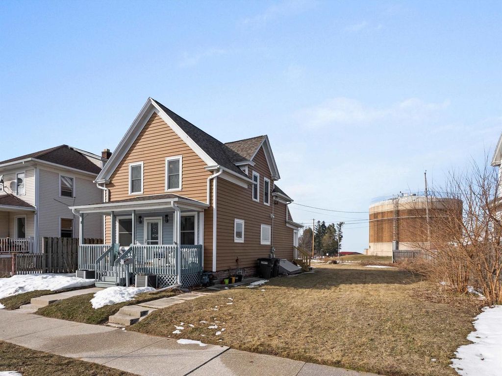 Photo of 80 Lincoln AVENUE, Sheboygan, WI 53081 (MLS # 2019035)