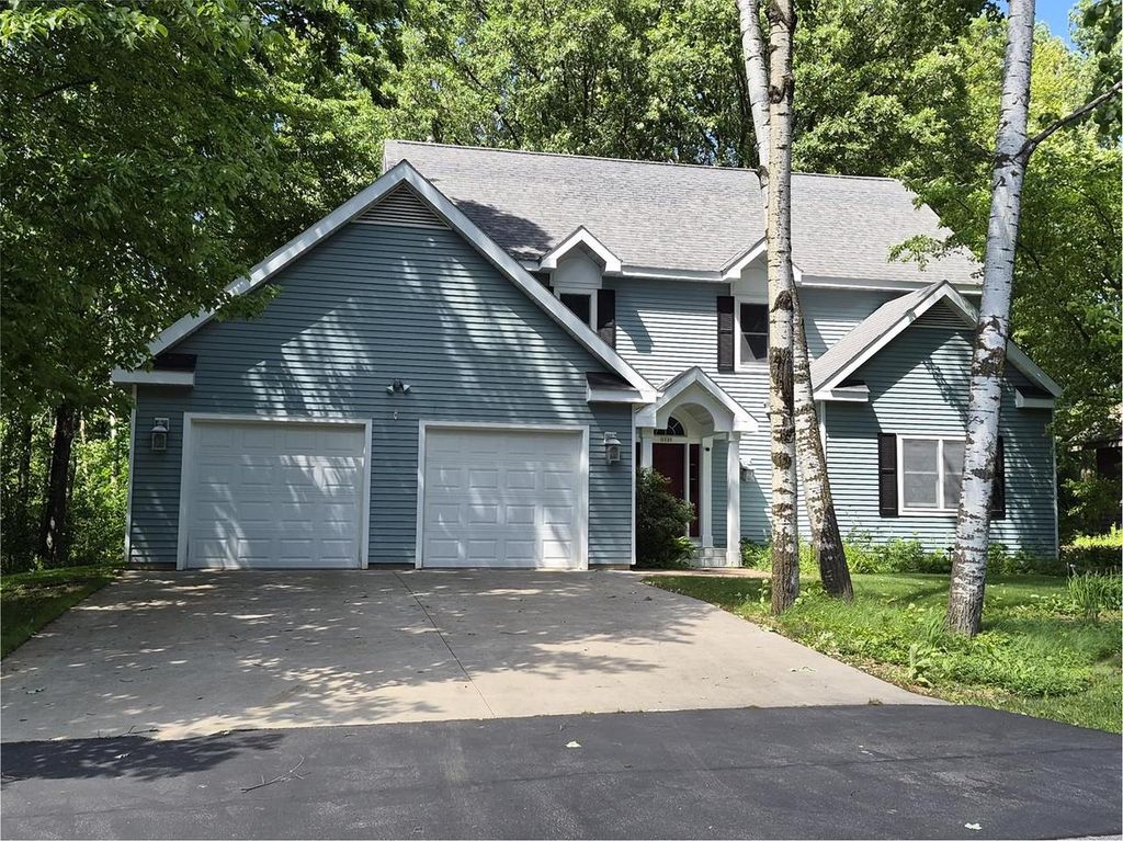Photo of 1137 W Ives STREET, Marshfield, WI 54449 (MLS # 22602705)