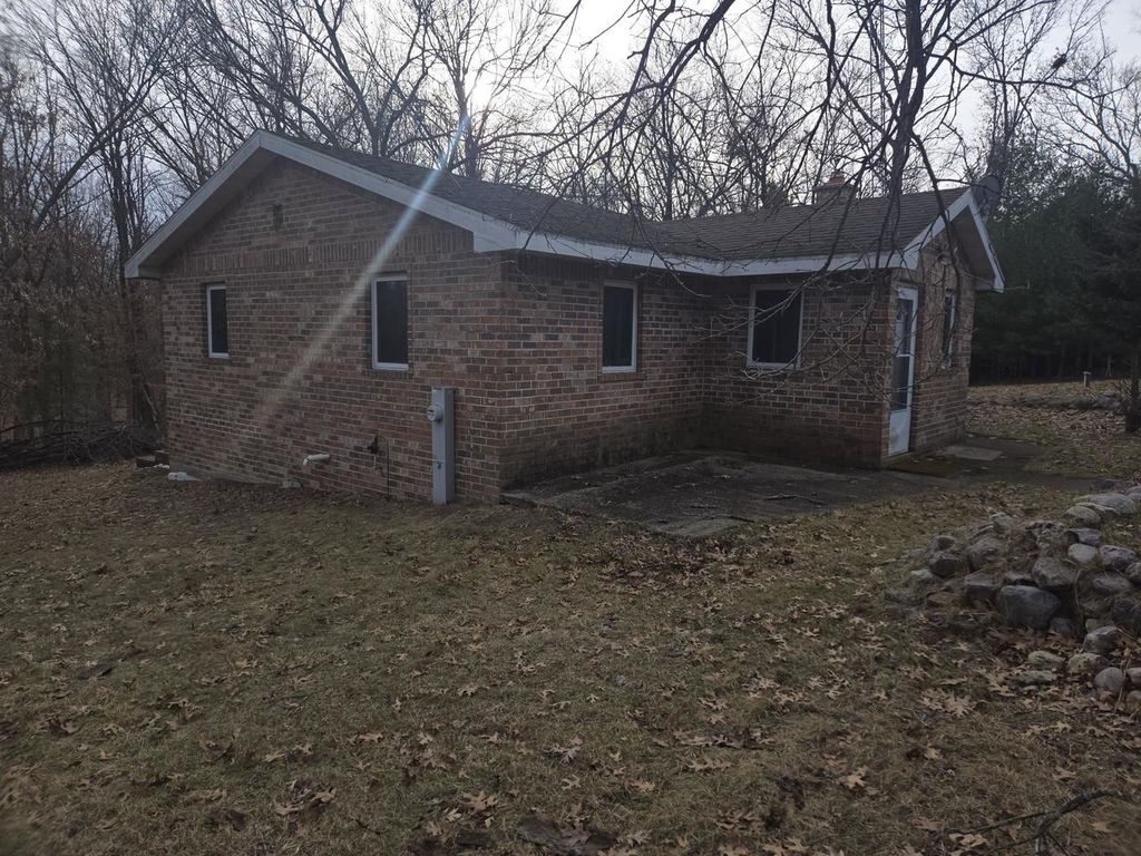 Photo of 1877 W 16th AVENUE, Friendship, WI 53934 (MLS # 2016929)