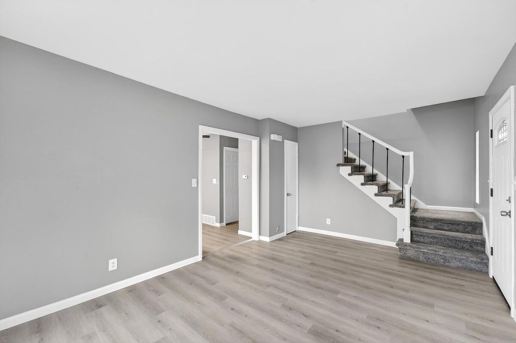 Photo of 8526 W Villard AVENUE, Milwaukee, WI 53225 (MLS # 1950414)