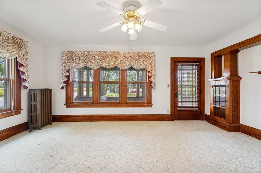Photo of W6102 Manitowoc ROAD, Appleton, WI 54915 (MLS # 50315500)
