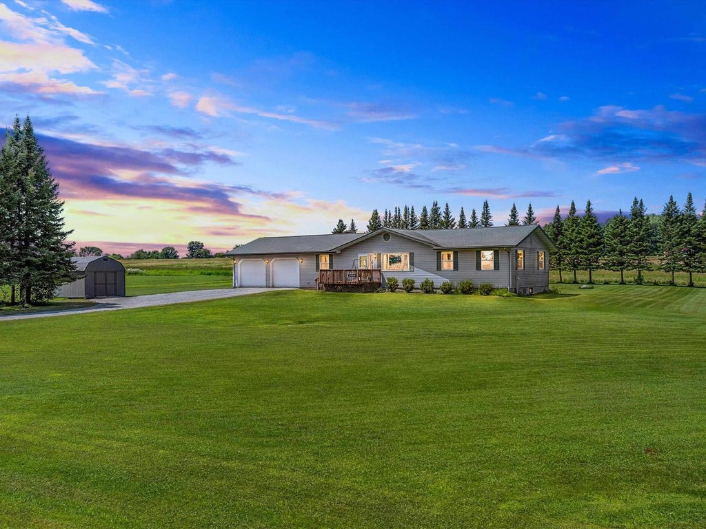 Photo of 203202 Day AVENUE, Marshfield, WI 54449 (MLS # 22603704)
