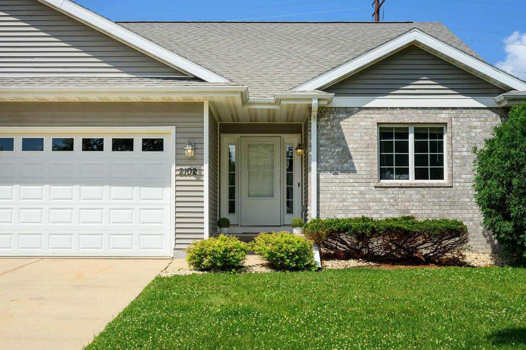 Photo of 2102 Talc TRAIL, Madison, WI 53719 (MLS # 2026977)
