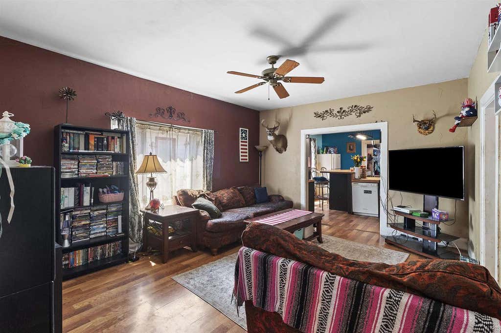 Photo of 725 St George STREET, Green Bay, WI 54302 (MLS # 50330165)
