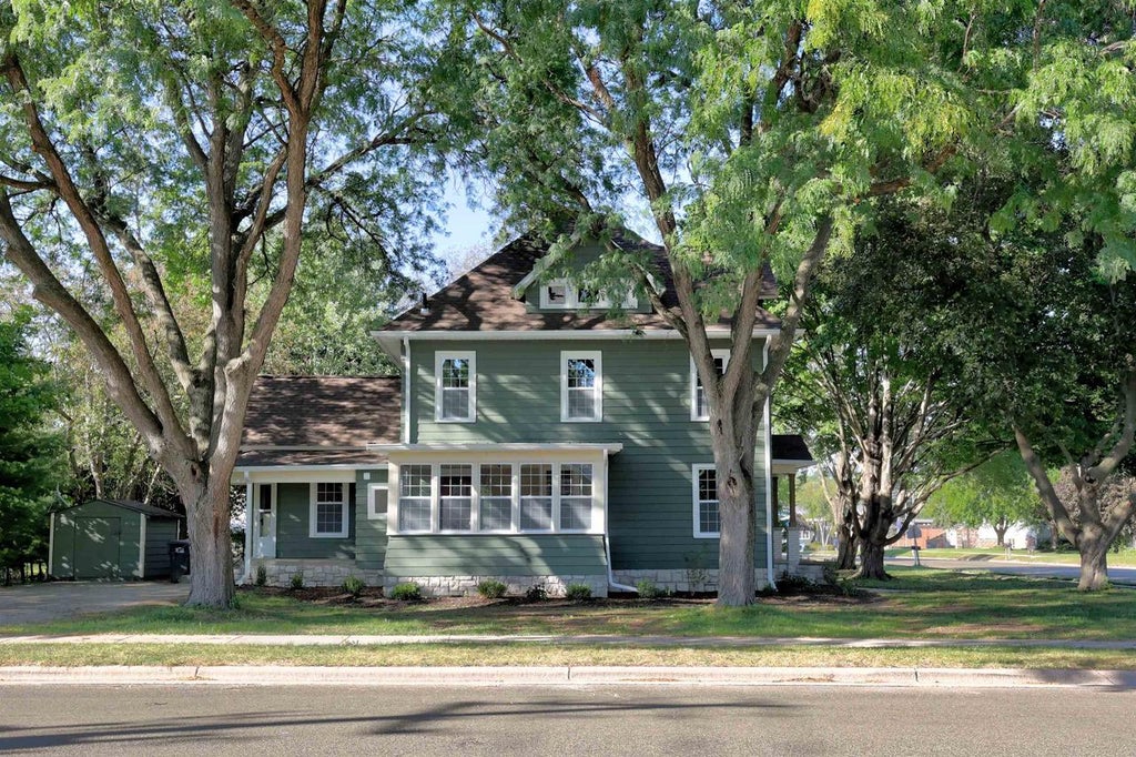 Photo of 343 Lincoln AVENUE, Rio, WI 53960 (MLS # 2032560)