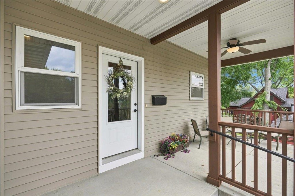 Photo of 100 Isham STREET, Stoughton, WI 53589 (MLS # 2031602)