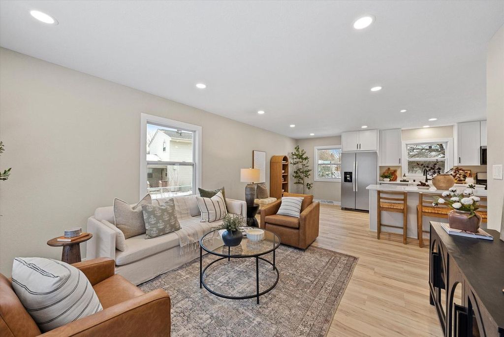 Photo of 1543 Wilson AVENUE, Port Washington, WI 53074 (MLS # 1949029)