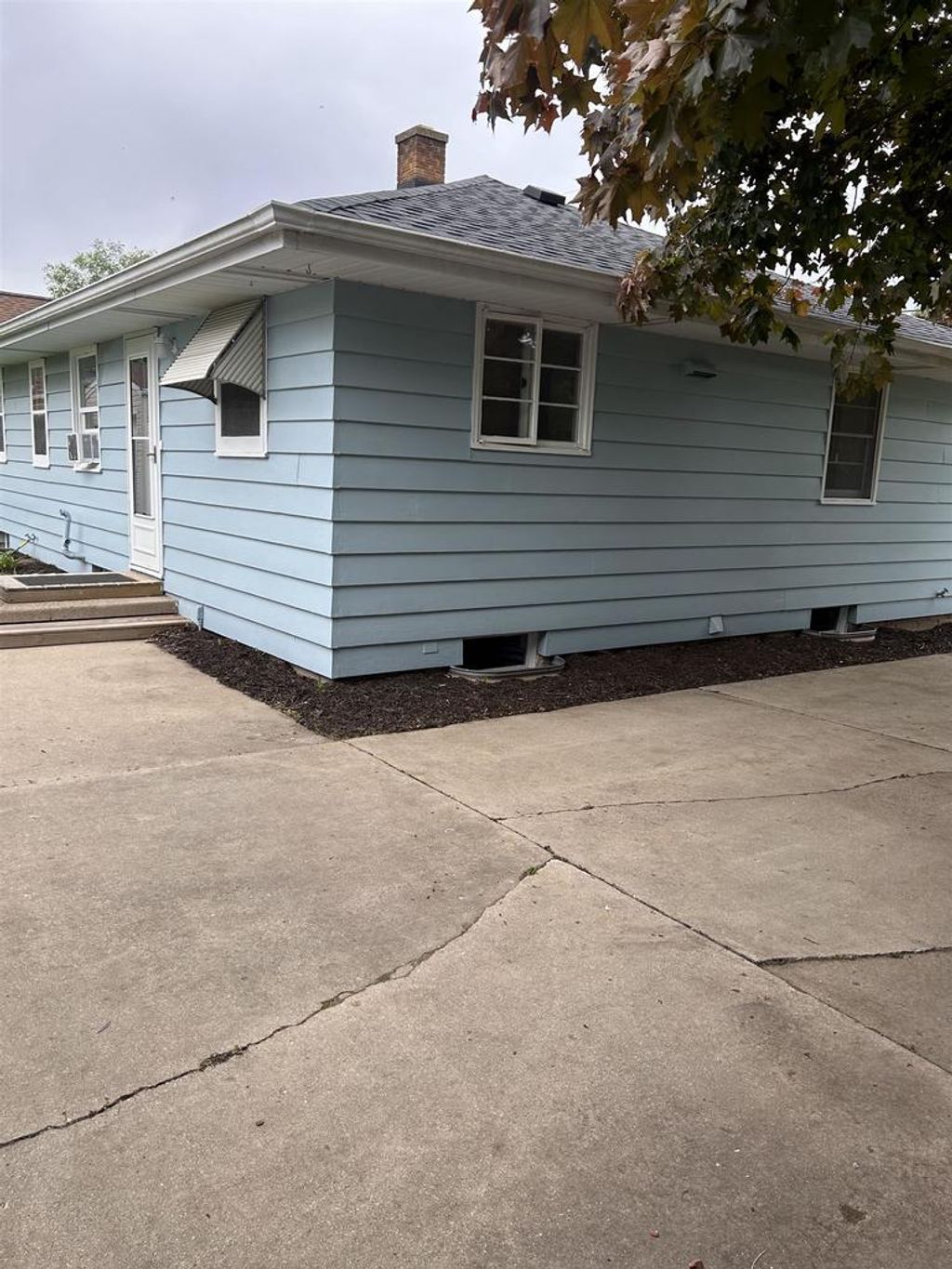 Photo of 1625 Wisconsin STREET, Oshkosh, WI 54901 (MLS # 50326117)