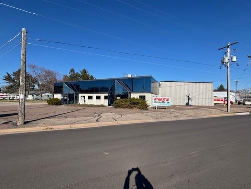 Photo of 1003 Vernon STREET, Altoona, WI 54720 (MLS # 1600110)