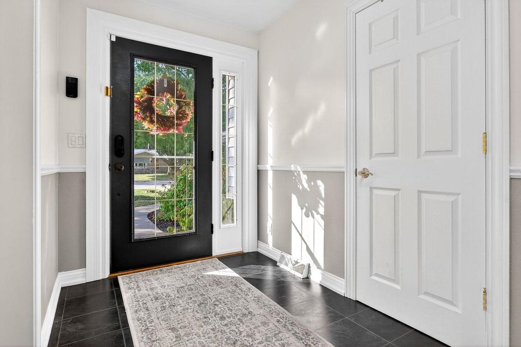 Photo of 1224 S Park AVENUE, Neenah, WI 54956 (MLS # 50316685)