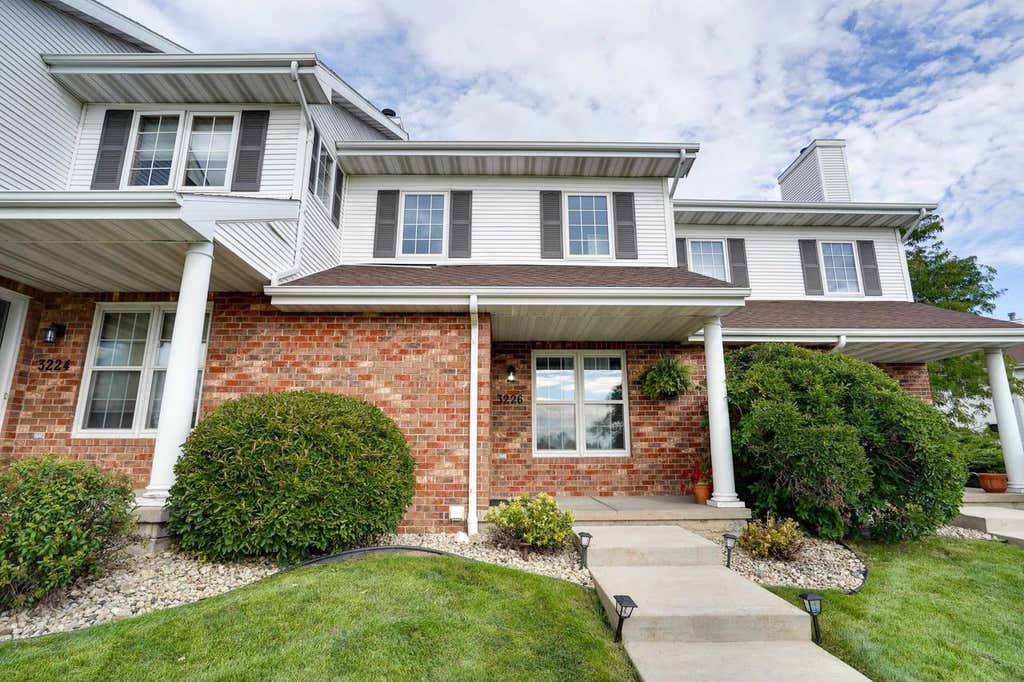 Photo of 3226 Dorchester WAY, Madison, WI 53719 (MLS # 2031220)