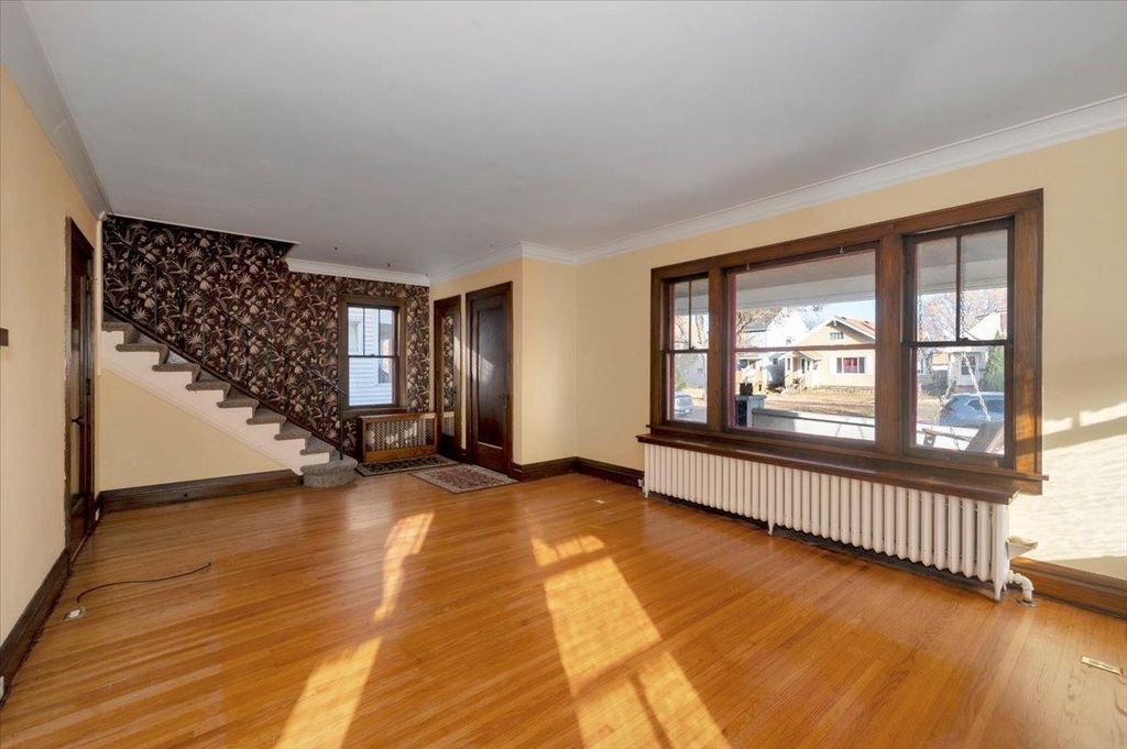 Photo of 2333 Hughitt AVENUE, Superior, WI 54880 (MLS # 6122912)