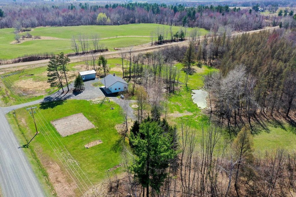 Photo of N423 9th AVENUE, Lublin, WI 54447 (MLS # 22504431)