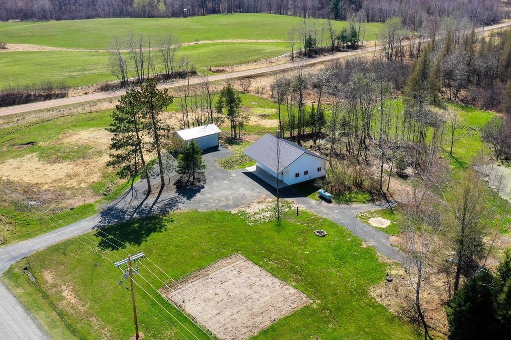 Photo of N423 9th AVENUE, Lublin, WI 54447 (MLS # 22504431)