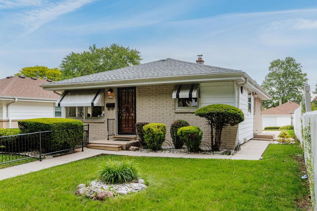 Photo of 4110 N 74th STREET, Milwaukee, WI 53216 (MLS # 1963496)