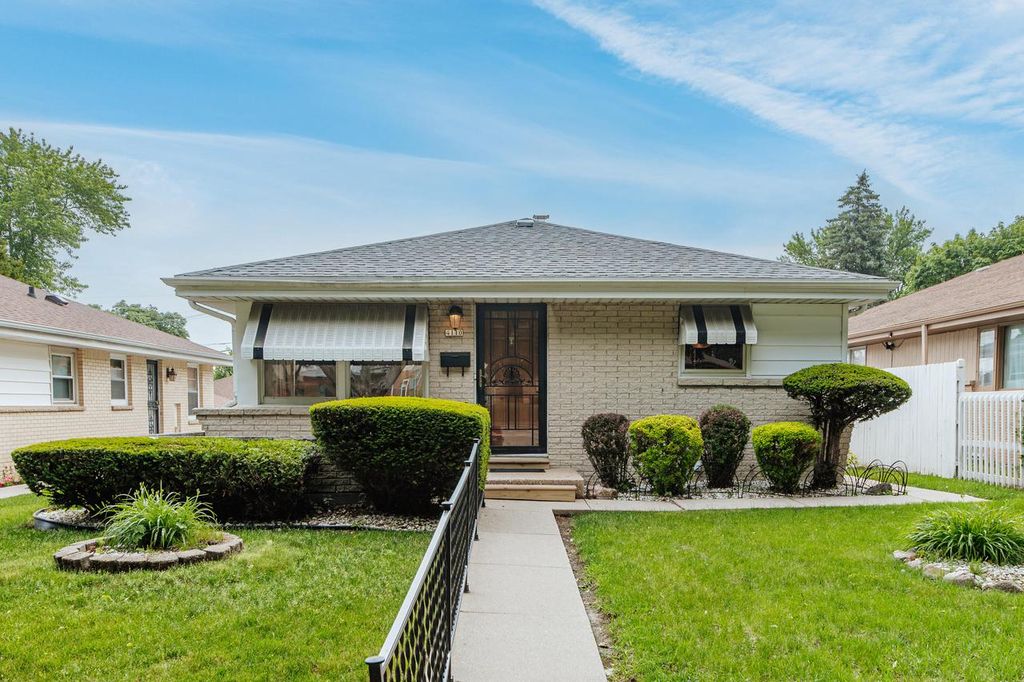 Photo of 4110 N 74th STREET, Milwaukee, WI 53216 (MLS # 1963496)