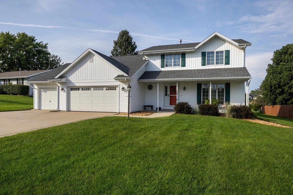 Photo of 605 E Church STREET, Orfordville, WI 53576 (MLS # 2033087)