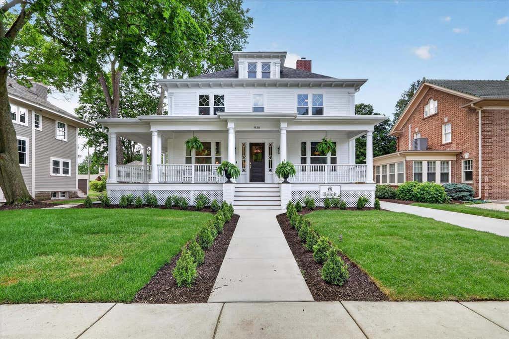 Photo of 816 Park AVENUE, Beloit, WI 53511 (MLS # 2026764)