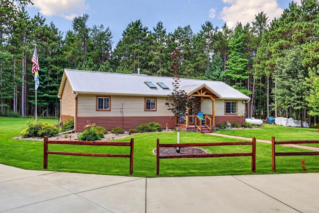 Photo of 237 9th AVENUE, Nekoosa, WI 54457 (MLS # 22604271)