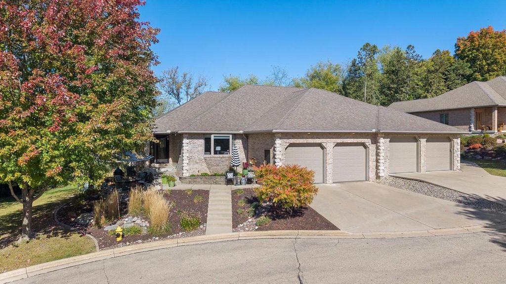 Photo of 1232 Sherman AVENUE, Fort Atkinson, WI 53538 (MLS # 2010956)