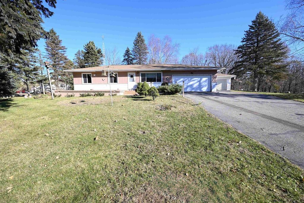 Photo of W8108 Dunning ROAD, Pardeeville, WI 53954 (MLS # 2012961)