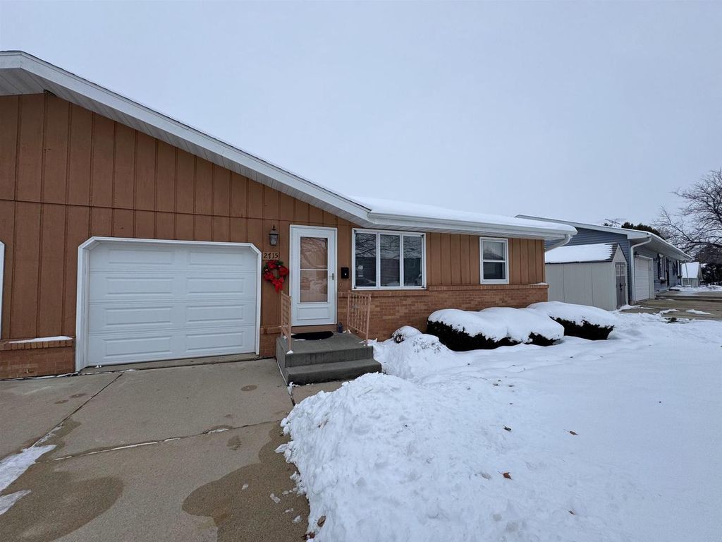 Photo of 2715 6th AVENUE, Monroe, WI 53566 (MLS # 2013589)