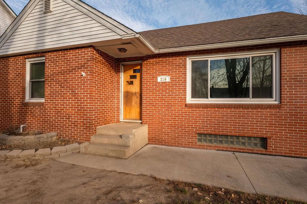 Photo of 218 N 3rd AVENUE, Edgar, WI 54426 (MLS # 22505459)