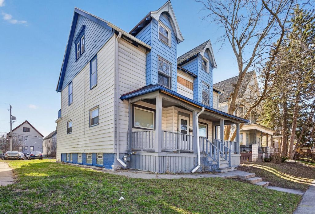 Photo of 2952 N Buffum STREET, Milwaukee, WI 53212 (MLS # 1961485)