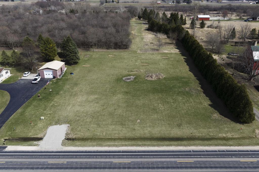 Photo of N972 County Rd M, Watertown, WI 53098 (MLS # 1943943)