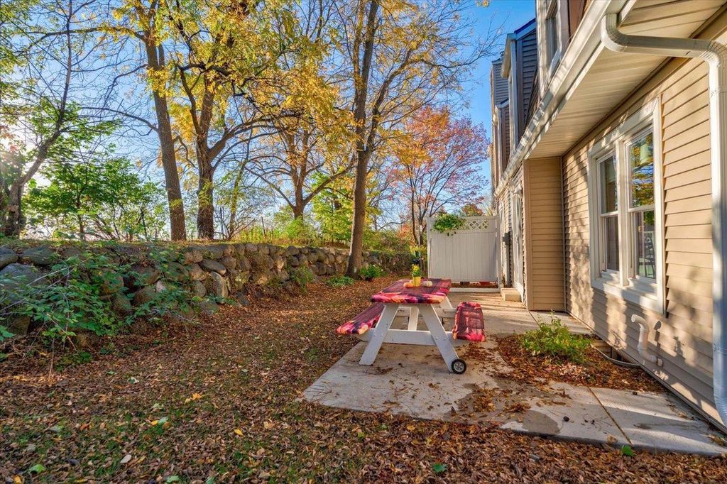 Photo of 885 Hemlock DRIVE, Verona, WI 53593 (MLS # 2015868)