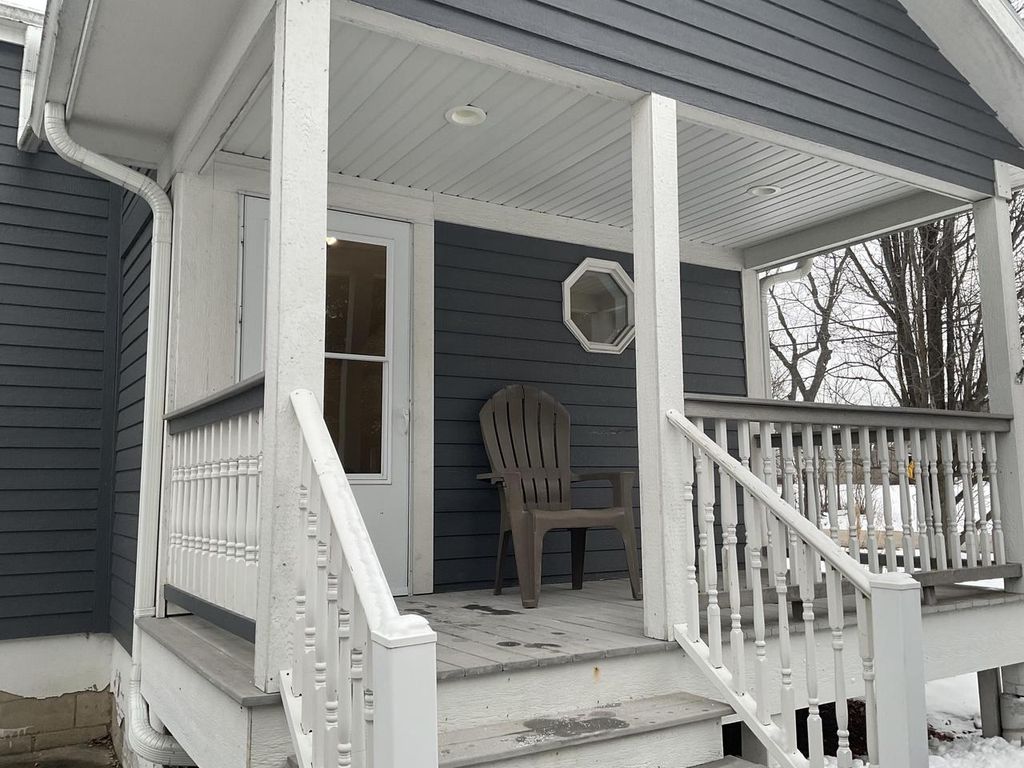 Photo of W242N4251 Swan ROAD, Pewaukee, WI 53072 (MLS # 1949762)