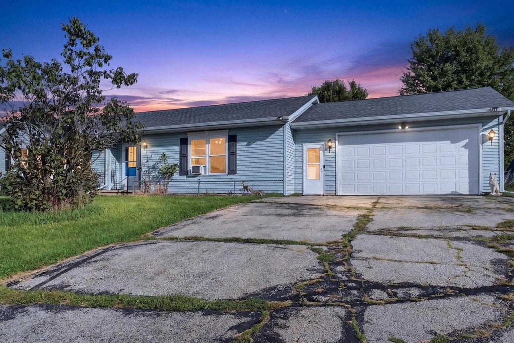 Photo of W757 Riverview DRIVE, Fall River, WI 53932 (MLS # 2032238)