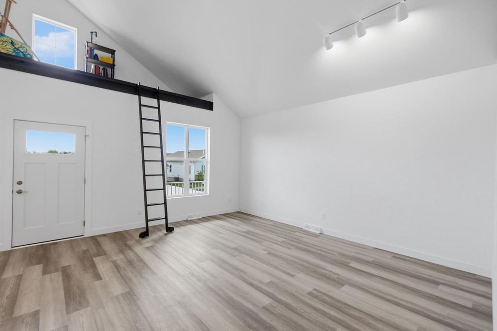 Photo of 106 Lupine AVENUE, Poynette, WI 53955 (MLS # 2026543)