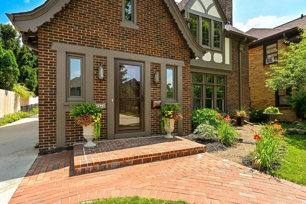 Photo of 4848 N Woodburn STREET, Whitefish Bay, WI 53217 (MLS # 1977253)