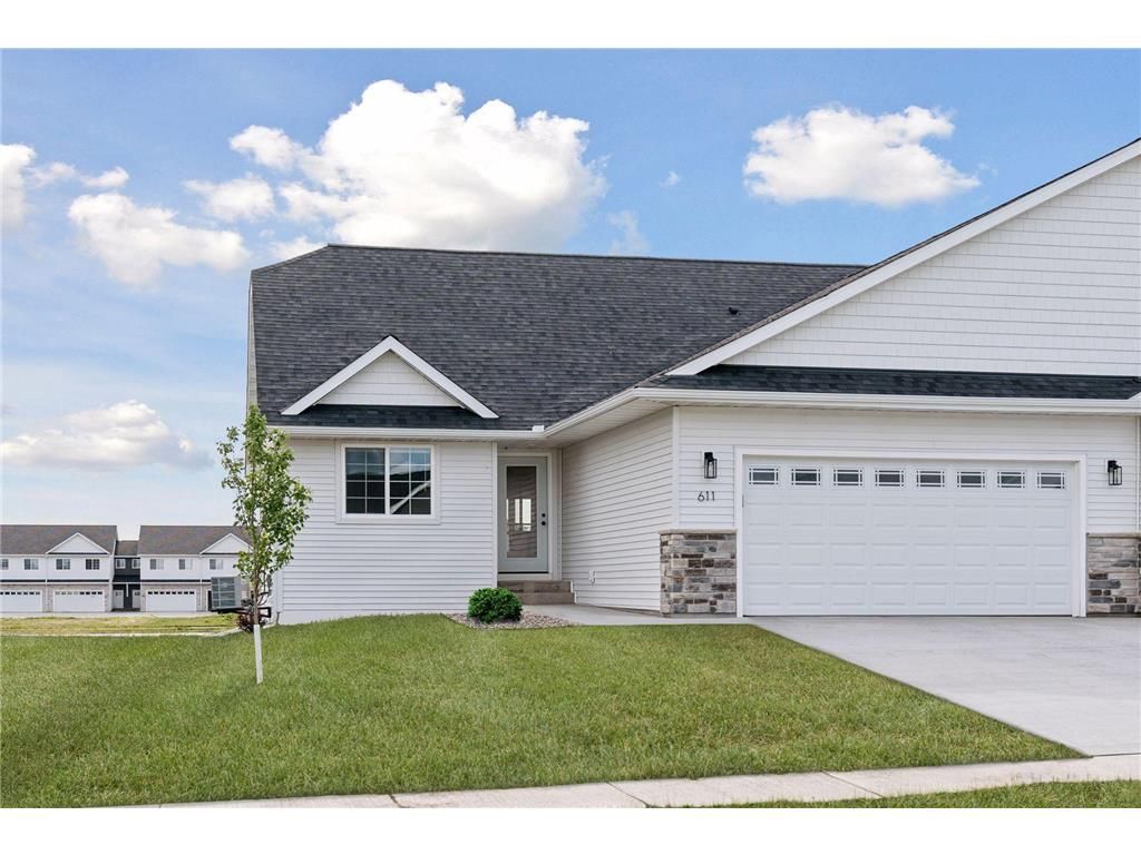 Photo of 601 S Division STREET, Roberts, WI 54023 (MLS # 7047292)