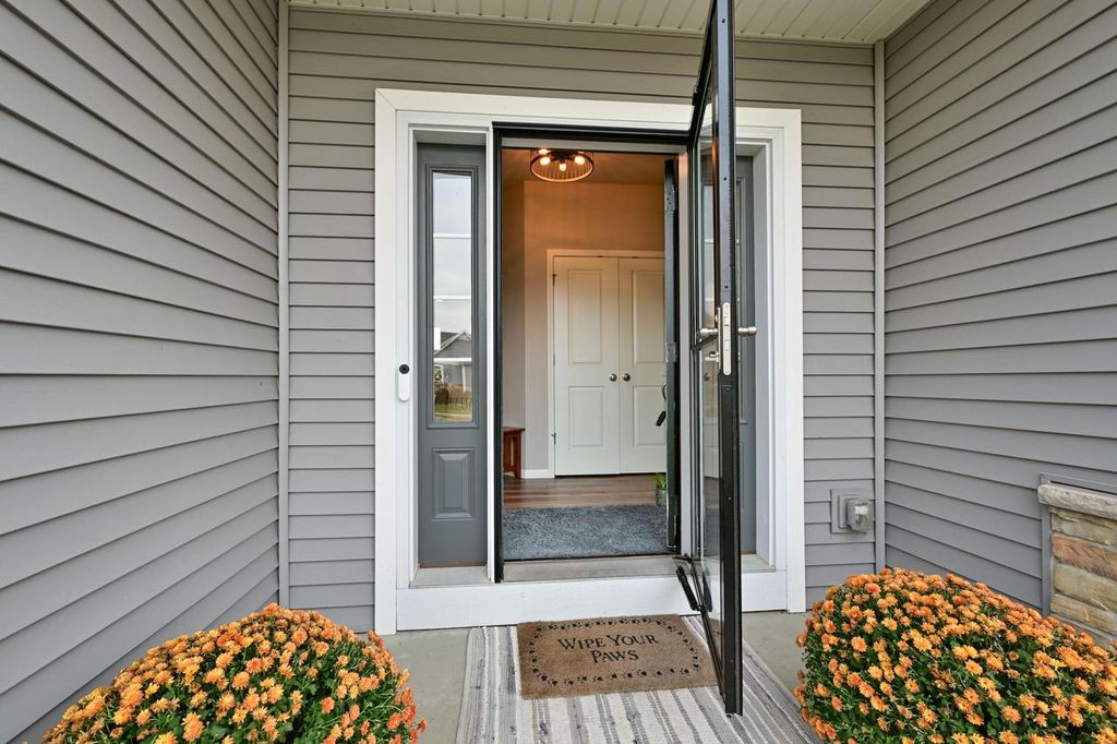 Photo of 6087 Pine Ridge WAY, Mc Farland, WI 53558 (MLS # 1943469)