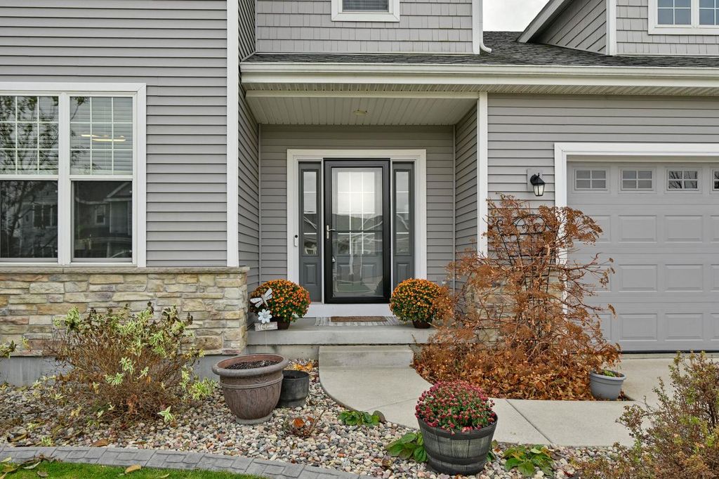 Photo of 6087 Pine Ridge WAY, Mc Farland, WI 53558 (MLS # 1943469)