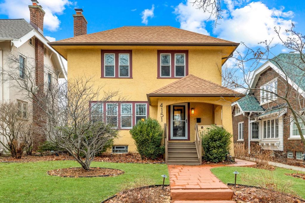 Photo of 4151 N Prospect AVENUE, Shorewood, WI 53211 (MLS # 1946828)